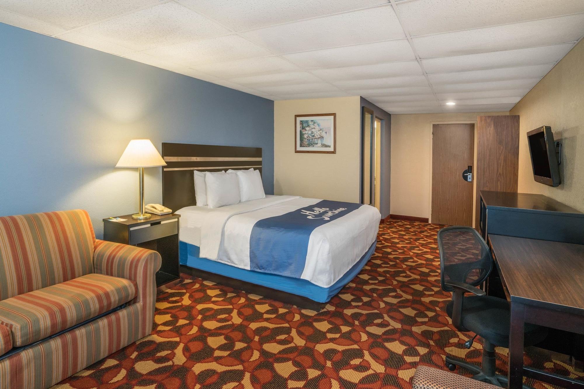 Days Inn By Wyndham Carlisle North Bagian luar foto